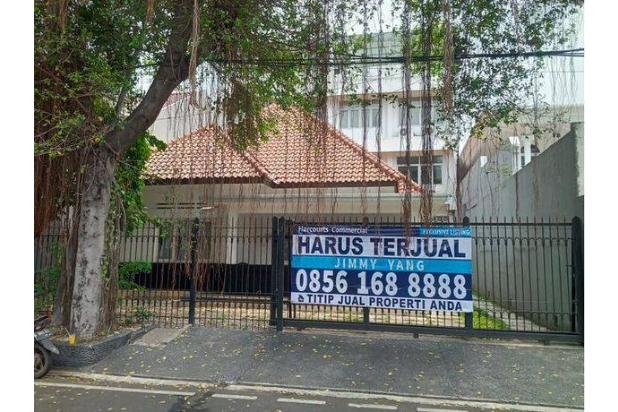 Rumah Ex Kantor SHM di Persatuan Guru Gambir, Jakarta Pusat