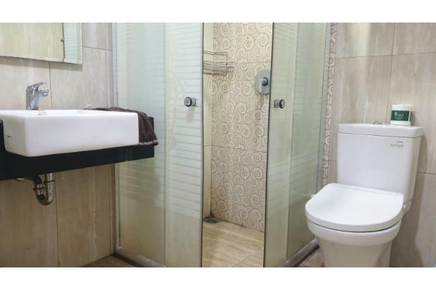 3BR Trivium Terrace Cikarang hadap pool & danau di sudut lt 3