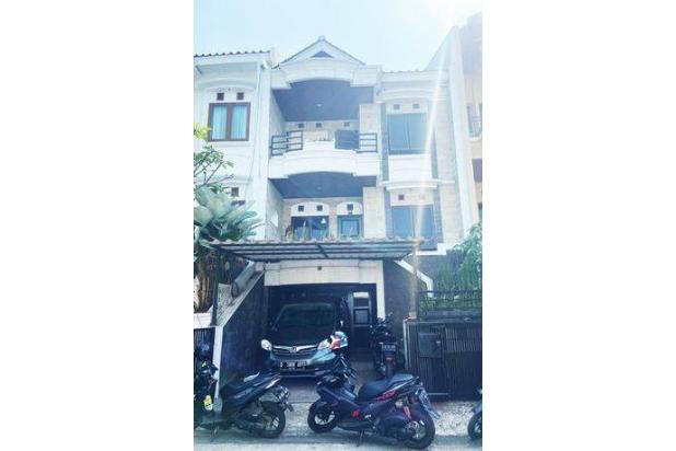 Rumah siap huni setra duta sarijadi 3 Lantai bandung