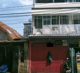 Rumah pinggir jalan cocok utk usaha di kebon jeruk, taman sari