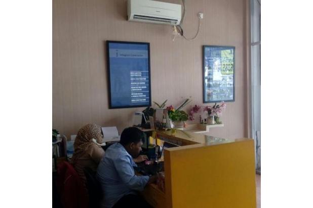 Ruko siap pakai 4 Lantai sangat cocok untuk usaha resto, cafe, toko, kantor, bank, dll. Di radio dalam Kebayoran Baru Jakarta Selatan