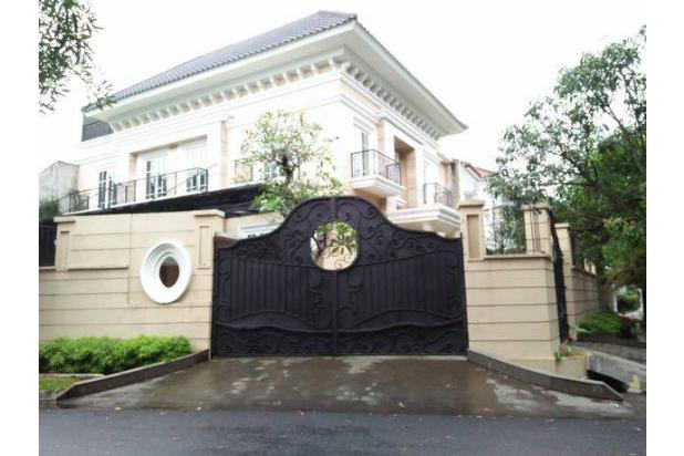 FOR RENT HOUSE  / SEWAKAN RUMAH FASILITAS LIFT DAN SWIMMING POOL 3 LANTAI DI SENAYAN JAKARTA SELATAN 