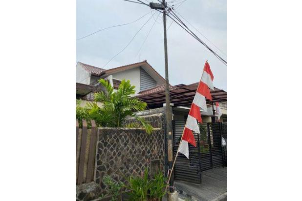 Dijual rumah di komplek bintaro jaya sektor 1  Jakarta selatan