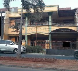 DISEWAKAN RUMAH TERBAIK GRAND GALAXY CITY BEKASI