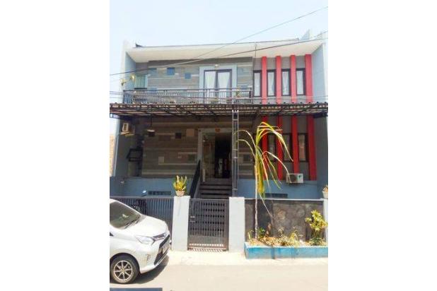Rumah kostan 2 lantai 28 kamar tidur di asia afrika bandung