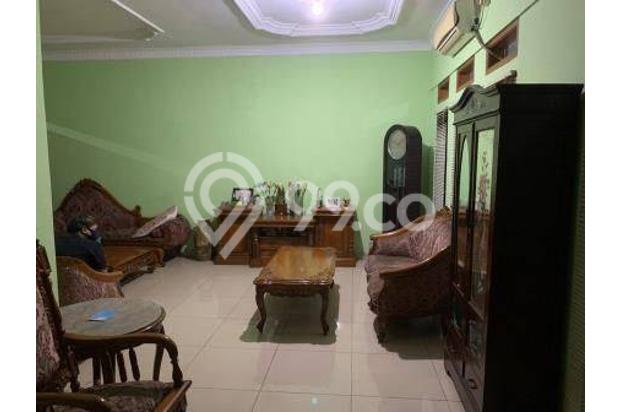 Rumah Layak Huni di Jalan 1 Mobil Lebar, Tebet