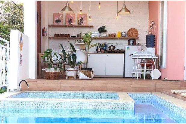 Villa Furnished Cantik Ada Kolam Renang Tengah Kota Batu