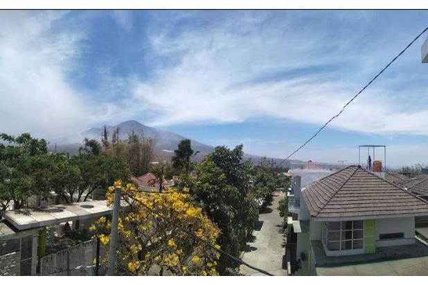 Villa Furnished Cantik Ada Kolam Renang Tengah Kota Batu