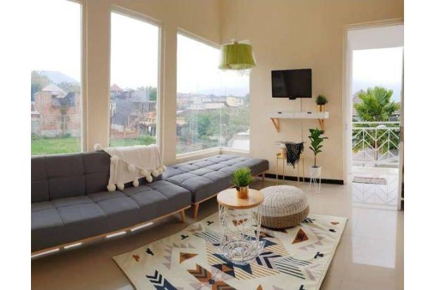 Villa Furnished Cantik Ada Kolam Renang Tengah Kota Batu