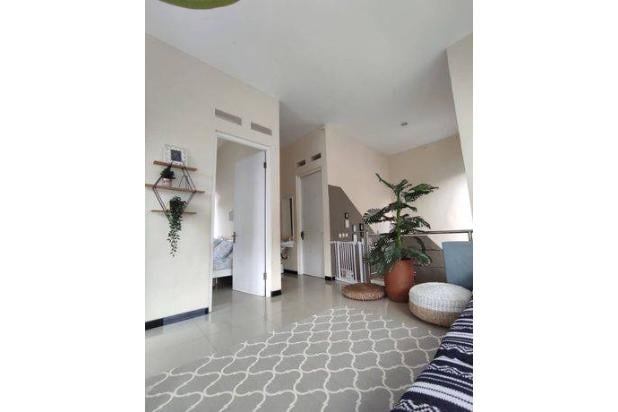 Villa Furnished Cantik Ada Kolam Renang Tengah Kota Batu