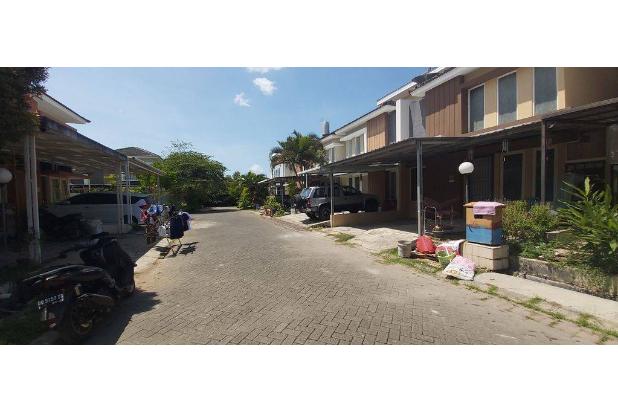 Rumah 2 lantai perumahan Grand orchad