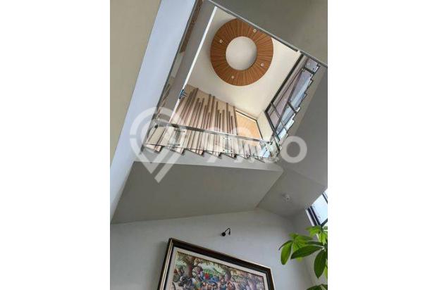 Dijual rumah di Resort dago pakar SHM Bagus Barat