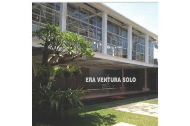 Rumah di tengah kota Solo