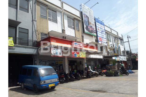 RUKO HOOK 3.5 LANTAI DI PERTIGAAN BUBULAK LALADON