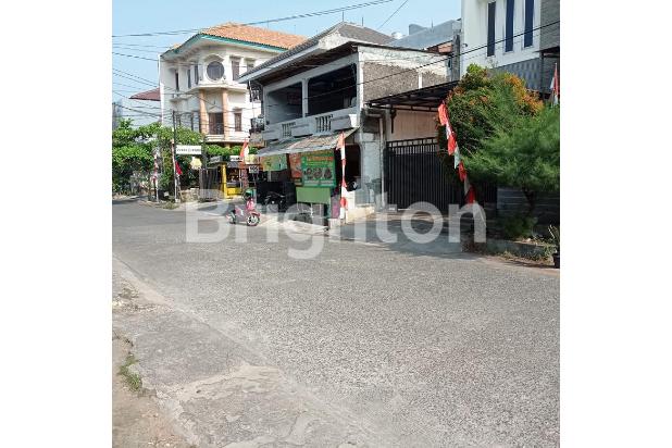 RUMAH EX CAFÉ JALAN RAYA SUMMAGUNG KELAPA GADING