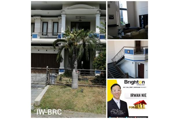 Rumah siap huni di Pakuwon Indah beserta Furnish