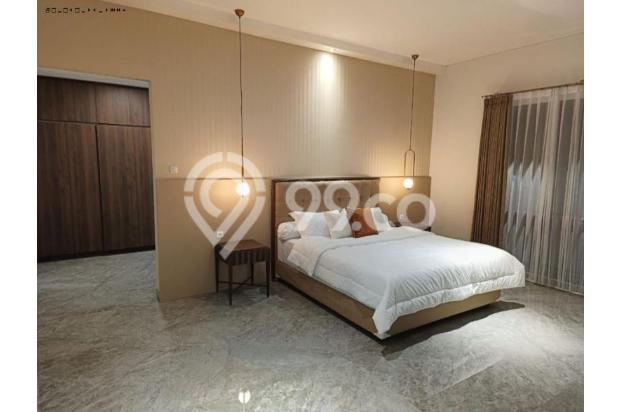 Rumah Royal Residence Boulevard Hadap selatan