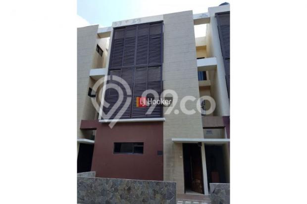 Rumah Costa Villa yang furnished dan siap huni di Ancol, Jakarta Utara