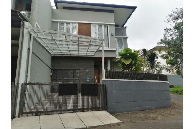 Rumah siap pakai di Komplek Exclusive Bandung Utara