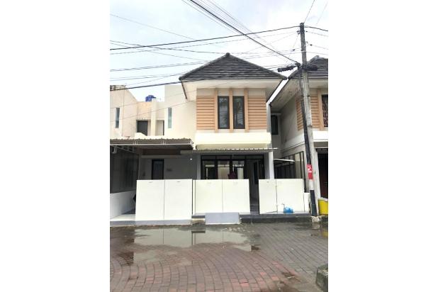 Rumah 2 Lantai di Padma Residence Bangunjiwo