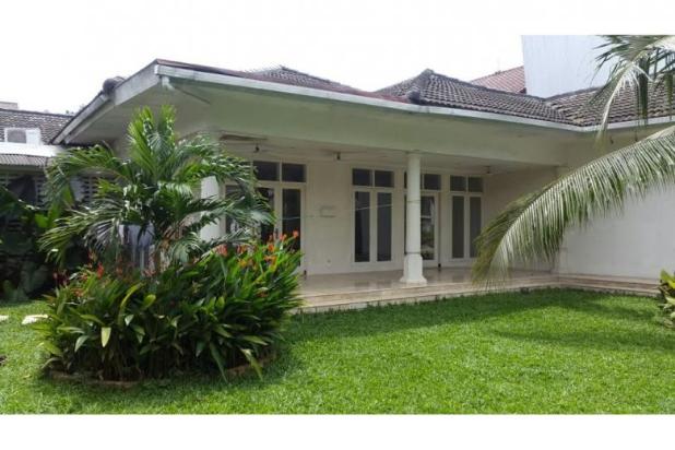 DISEWAKAN RUMAH DI KEMANG 5