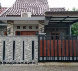Rumah timur Semanggi solo
