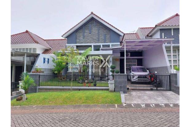 Rumah Cantik Terawat di Villa Puncak Tidar, Malang