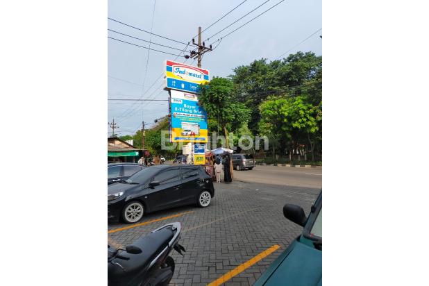 Tanah kosong di perumahan Medokan Asri Barat,  Surabaya. ( Hanya selangkah dari kampus UPN