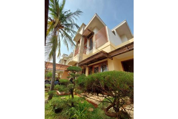 Rumah Kolam Renang Harga jnop di Cilandak Jakarta Selatan