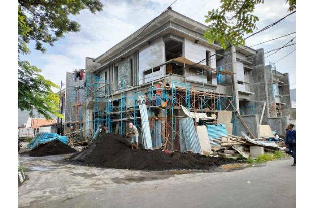 Dijual Rumah Babatan Pantai Jalan Utama Siap 