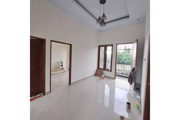 Rumah Konsep Modern Dengan Balkoni Dekat Kampus Pgri Yogyakarta