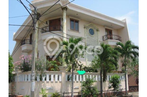 Rumah Taman Surya 3, di Taman Surya, Jakarta Barat, 8 Kamar, Luas 550 m2