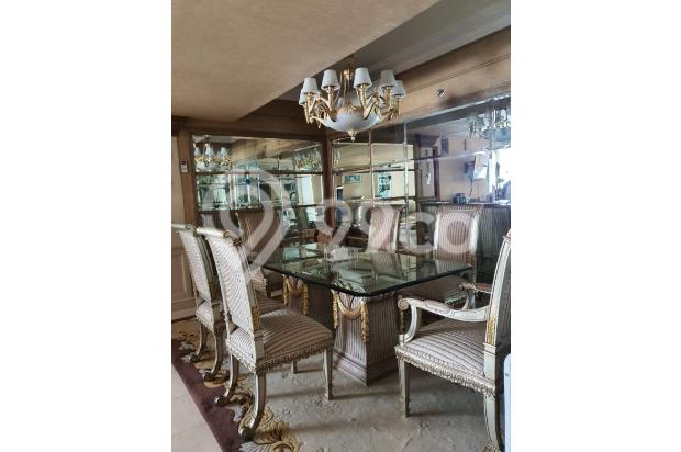 Dijual Apartemen di Taman Anggrek