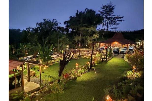 Dijual Resto dan Cafe Full Furniture di Karanganyar Jawa Tengah
