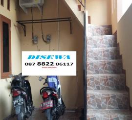 Rumah HOKI BISA TAHUNAN/ BULANAN di dekat RS Cengkareng