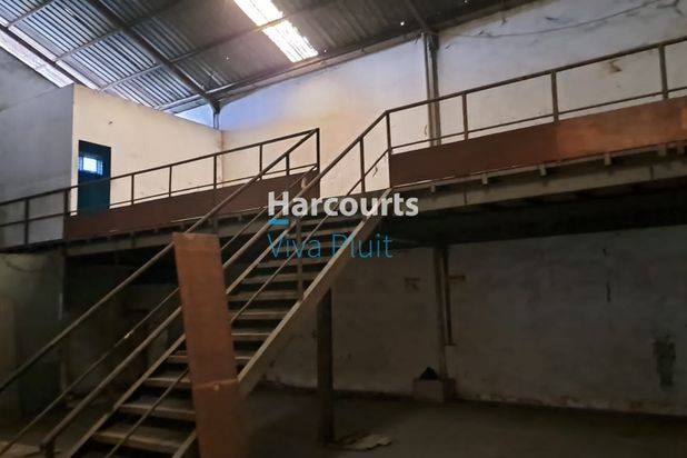 Gudang Gandeng di Pergudangan Kosambi Permai, Tangerang.