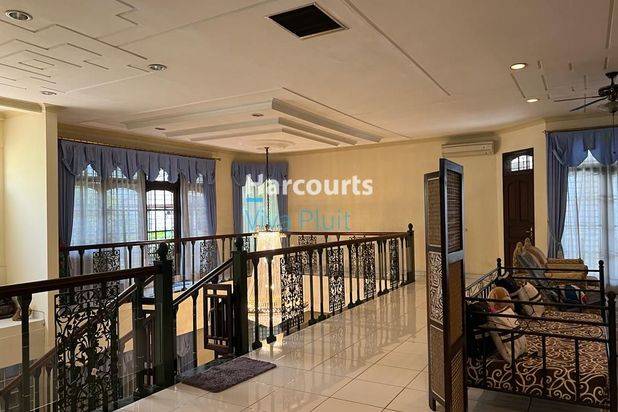 Rumah Mewah Pluit Timur Residence, Jakarta Utara. Harga Nego