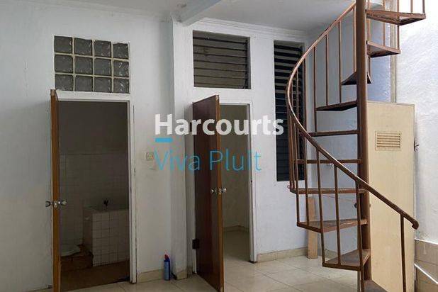Rumah Pluit Timur Residence, Jakarta Utara. Siap Huni Harga Nego