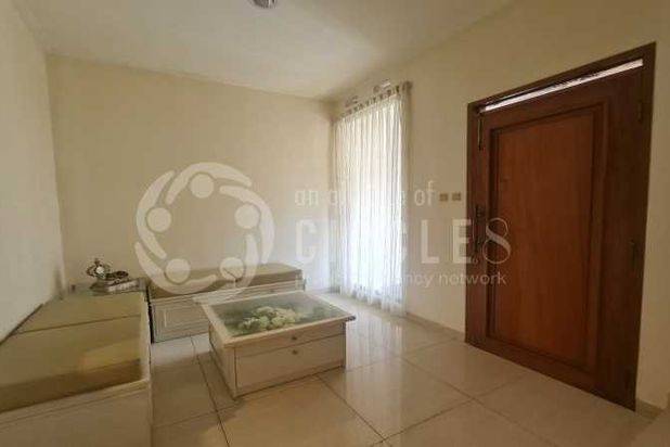 Yakin Nih Mau di Skip Rumah Semi Furnish di Setra Duta