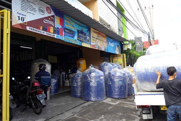 0730 Disewakan Ruko 400m2 2 Lantai Nol Jalan di Gkb Gresik