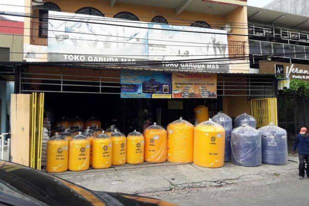 0730 Disewakan Ruko 400m2 2 Lantai Nol Jalan di Gkb Gresik