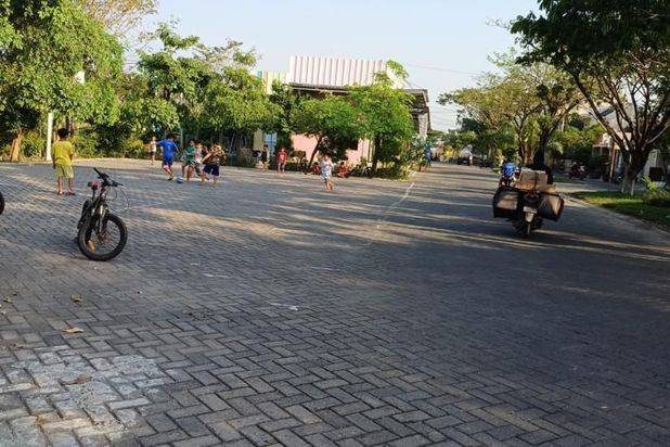 731 Dijual Rumah SHM Corner 84m2 Swan Menganti Park Gresik