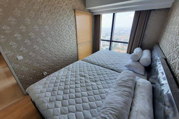 0740 Disewakan Apartemen The Peak 2br Lt 53 Furnished Mewah