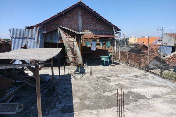 0744 Dijual Rumah 2 Lantai 271m SHM di Buduran Sidoarjo