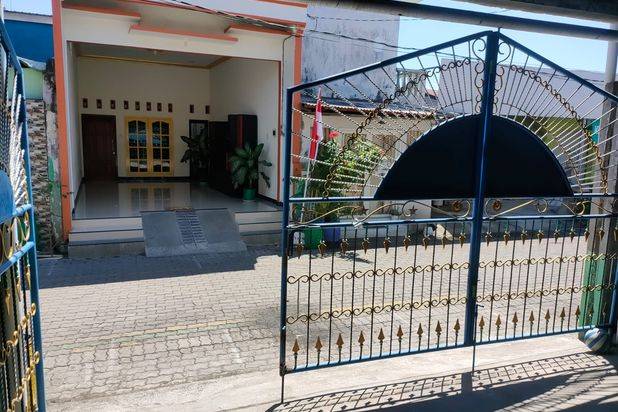 0744 Dijual Rumah 2 Lantai 271m SHM di Buduran Sidoarjo