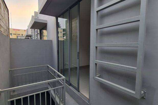 Rumah Jual Murah di cluster Asera Nishi Harapan indah