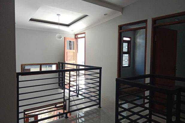 Dijual Rumah 2 Lantai Termurah Dekat Stasiun Dan Tol Desari