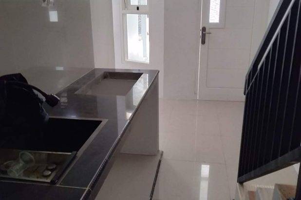 Dijual Rumah 2 Lantai Termurah Dekat Stasiun Dan Tol Desari