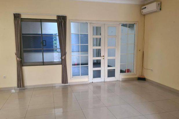 Rumah 2.5lantai Jual Cepat di Mediterania Boulevard Kuda Laut Pik