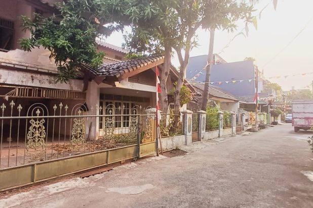 Dijual Cepat Rumah Murah Hitung Tanah di Kompleks Al Kemang